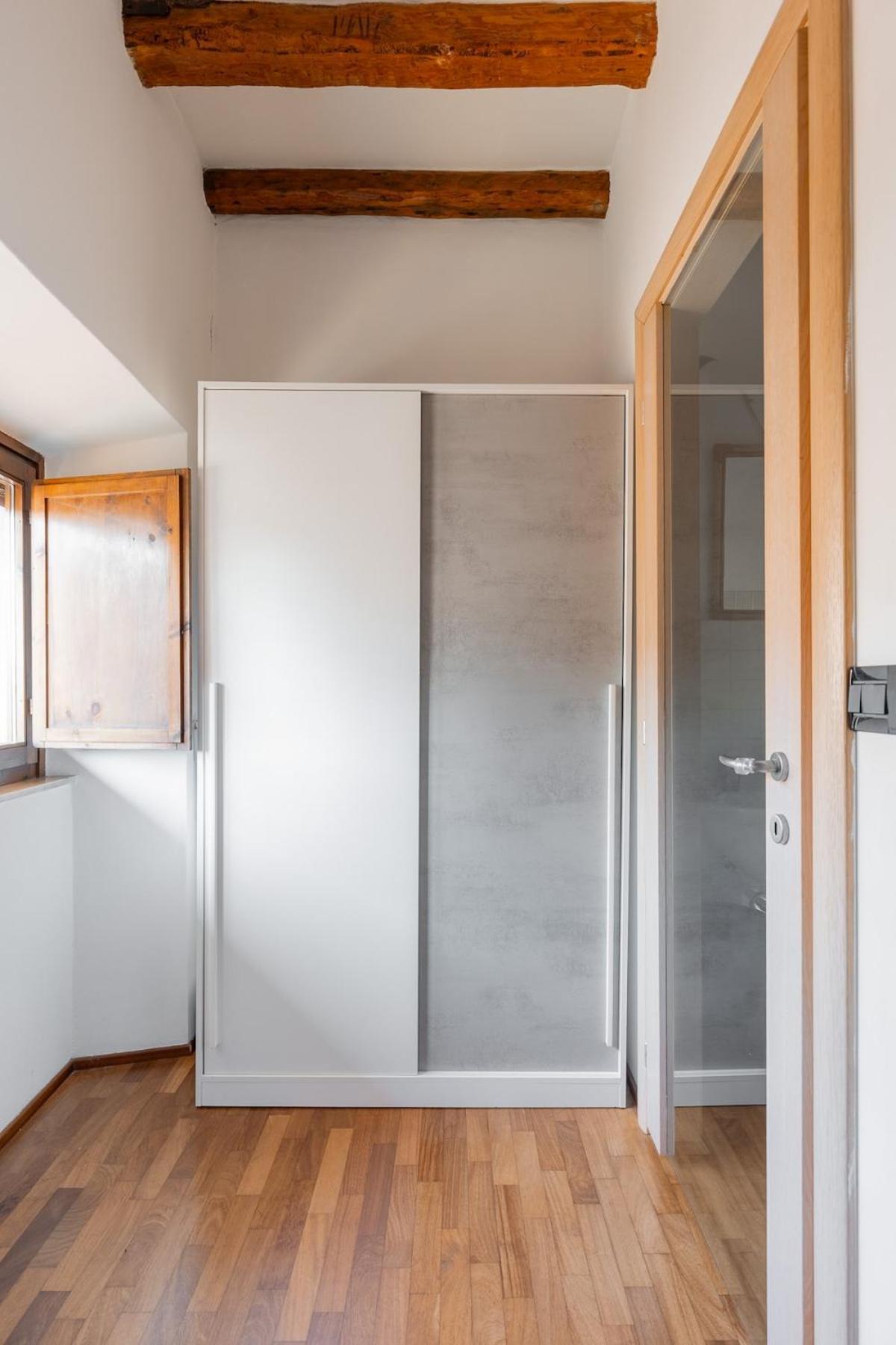 Monolocale Sui Tetti Di Bologna - Via Indipendenza Apartment Luaran gambar