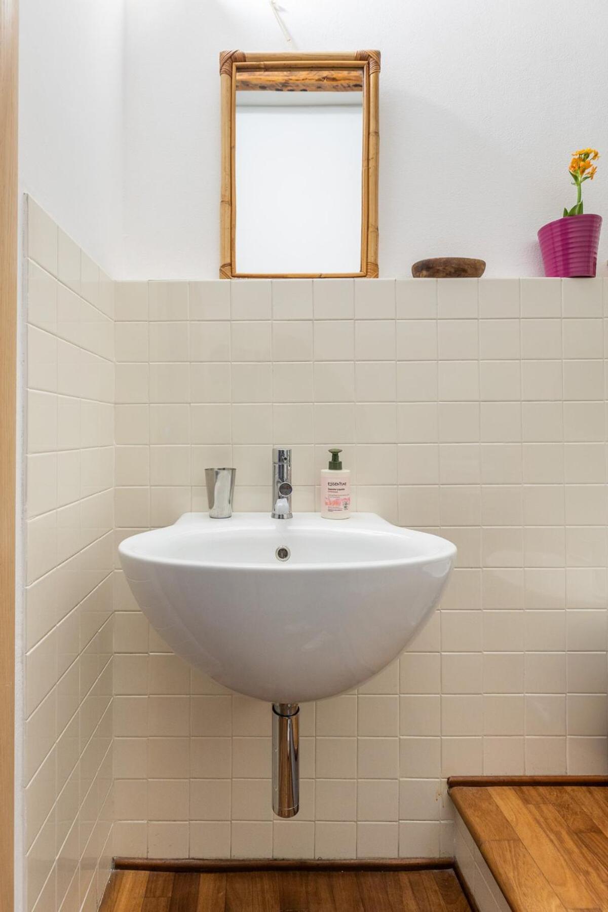 Monolocale Sui Tetti Di Bologna - Via Indipendenza Apartment Luaran gambar